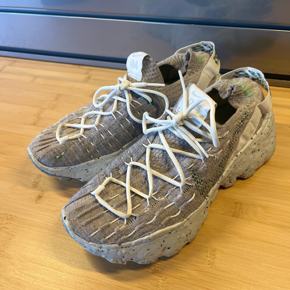 Nike space hippie 04